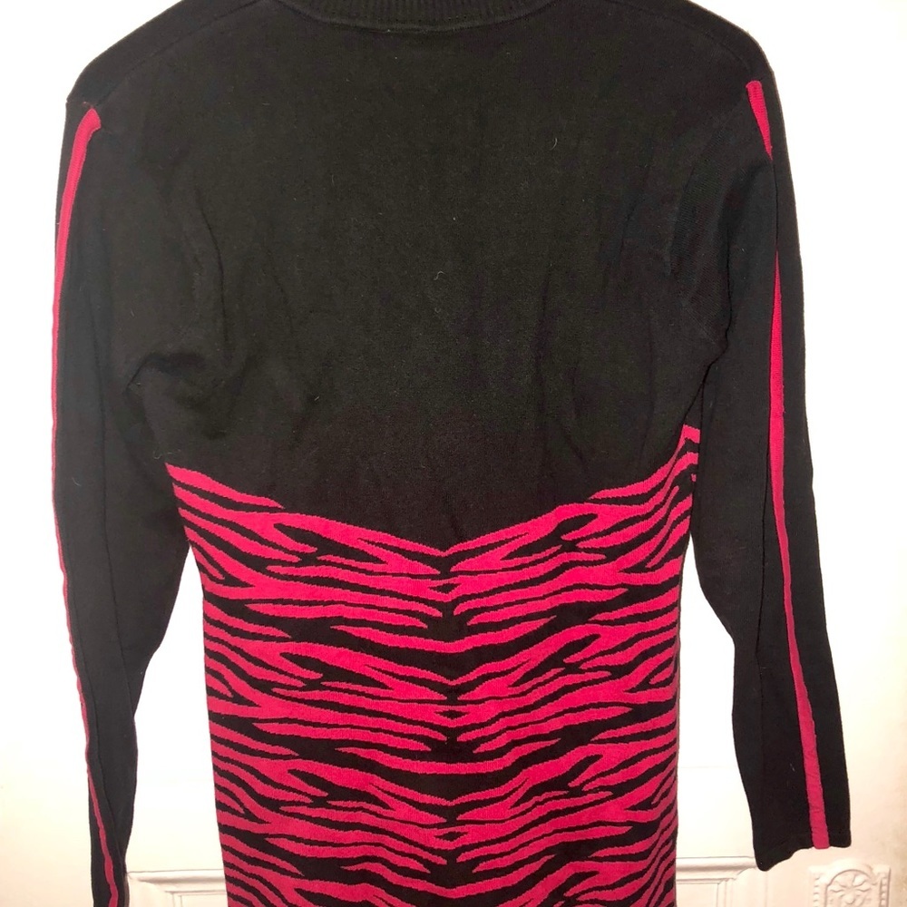 Obermeyer Women’s Ski Sweater Size Medium - Picture 2 of 3